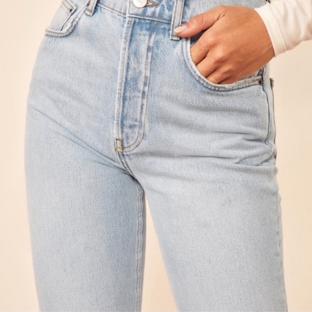 Reformation Jeans Julia High Cigarette jeans in Powell Wash - Picture 2 of 4